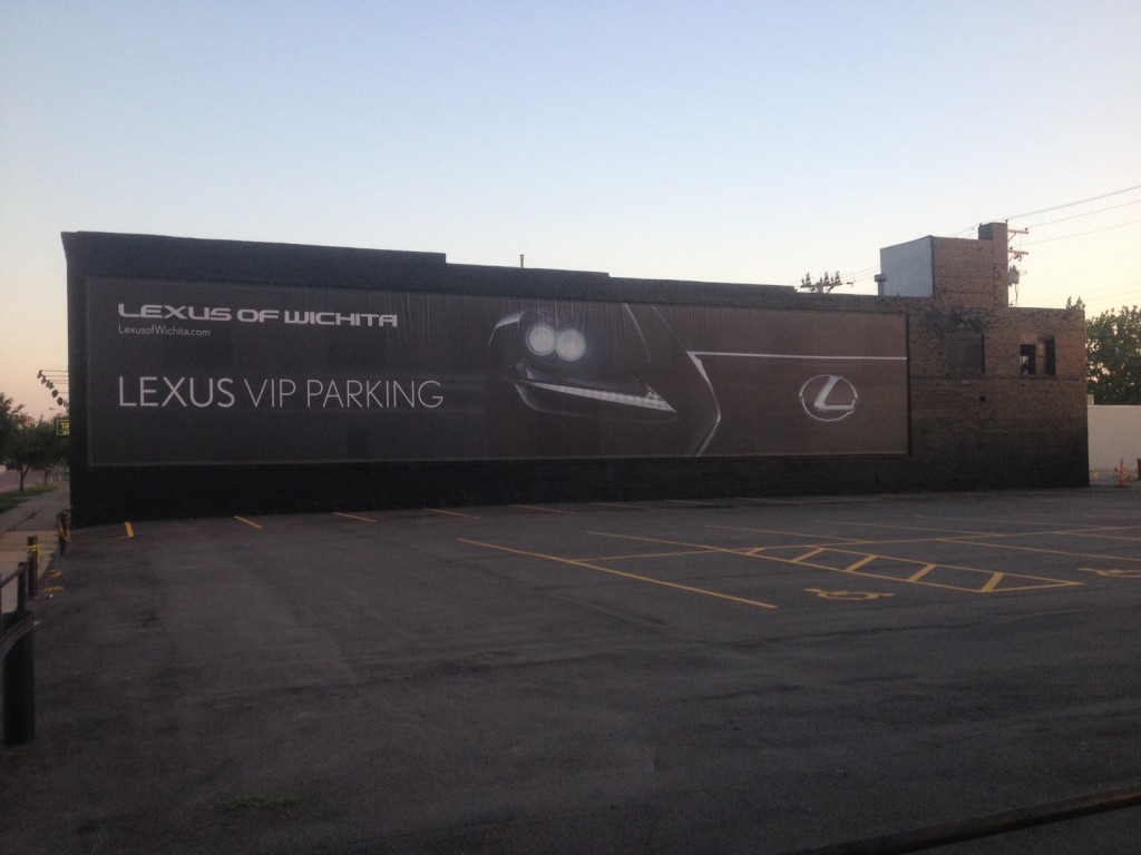 Lexus Banner